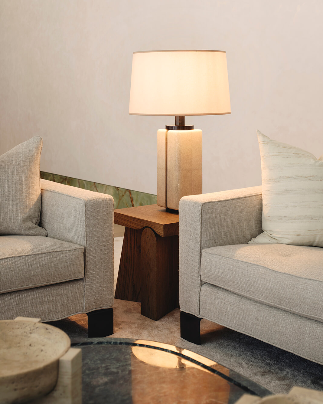 Curated visual reference: Fresh Look at The Green Apartment